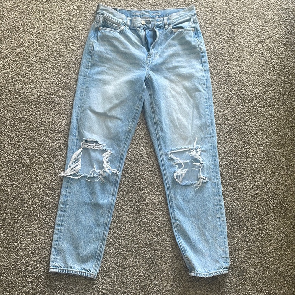 American Eagle Mom Jean